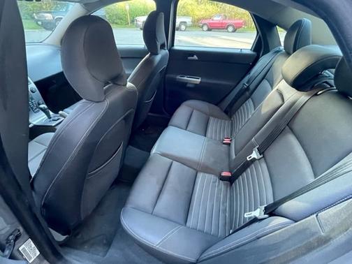 Photo 4 of 8 of 2006 Volvo S40 T5